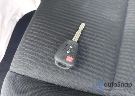 2018 Toyota Rav4 Le из США, поврежденный, VIN JTMZFREV7JJ175274